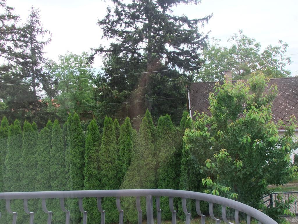 Levente Apartman Balatongyörök Extérieur photo